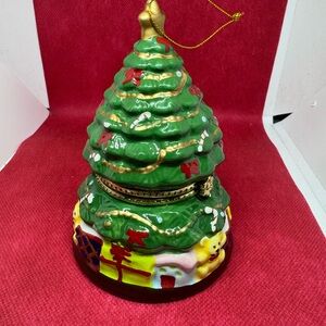 Charming Green and Gold Christmas Tree Ornament